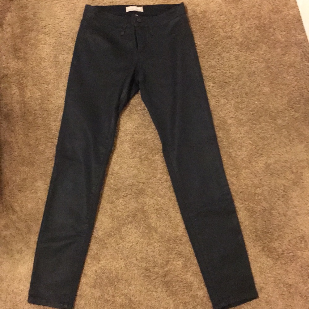 Black skinny jeans